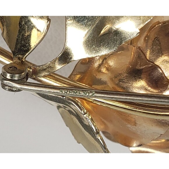 Vtg 1940's Krementz Signed Two Tone Gold Filled Rose Roses Brooch Pin 2.25" long - Picture 10 of 15